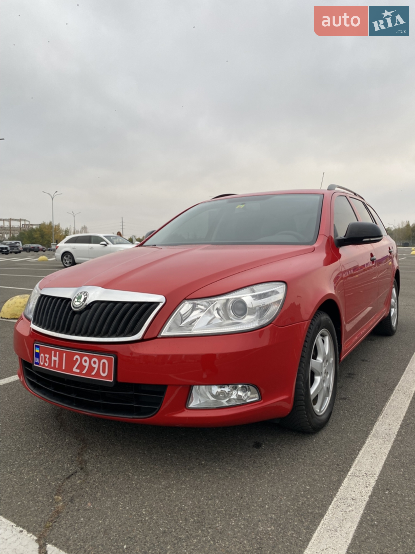 2010 Skoda Octavia - мініатюра 2