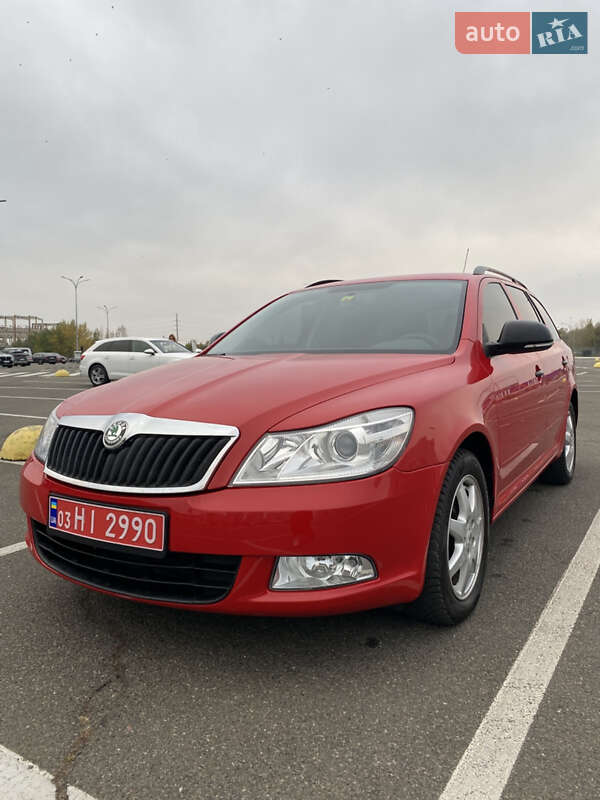 Универсал Skoda Octavia 2010 в Киеве