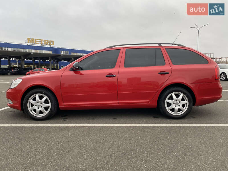 Универсал Skoda Octavia 2010 в Киеве