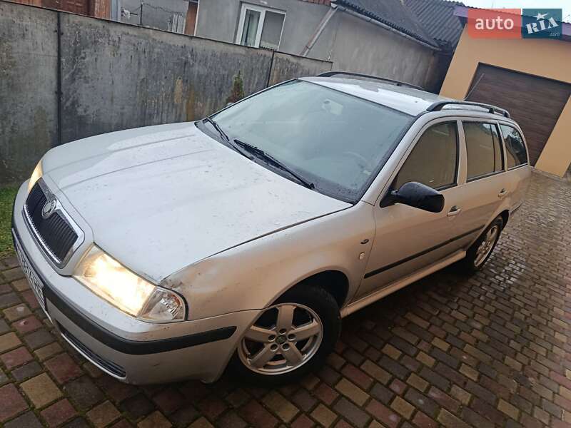 Универсал Skoda Octavia 2002 в Ивано-Франковске