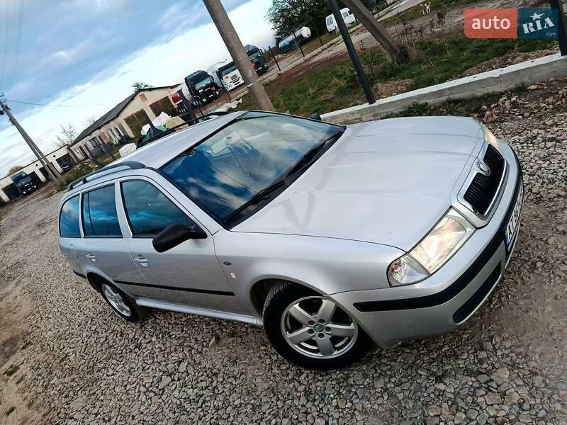 Универсал Skoda Octavia 2002 в Ивано-Франковске