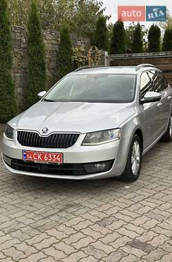 Універсал Skoda Octavia 2015 в  фото 2 Універсал Skoda Octavia 2015 в