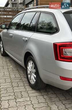 Універсал Skoda Octavia 2015 в  фото 43 Універсал Skoda Octavia 2015 в