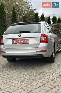 Універсал Skoda Octavia 2015 в  фото 56 Універсал Skoda Octavia 2015 в