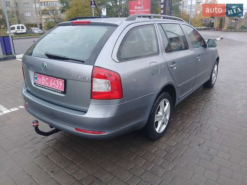 Универсал Skoda Octavia 2013 в Ровно