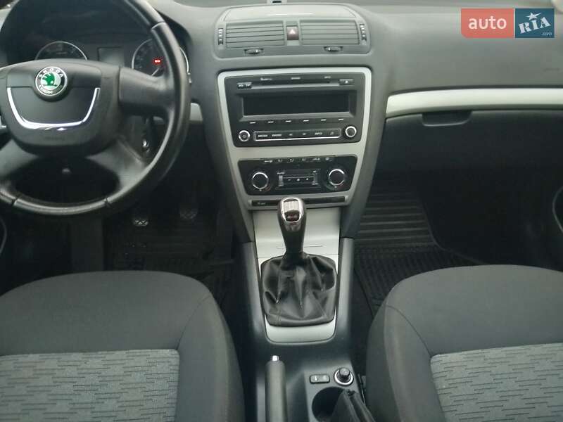 Универсал Skoda Octavia 2013 в Ровно