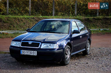Лифтбек Skoda Octavia 2000 в Кременце Лифтбек Skoda Octavia 2000 в Кременце