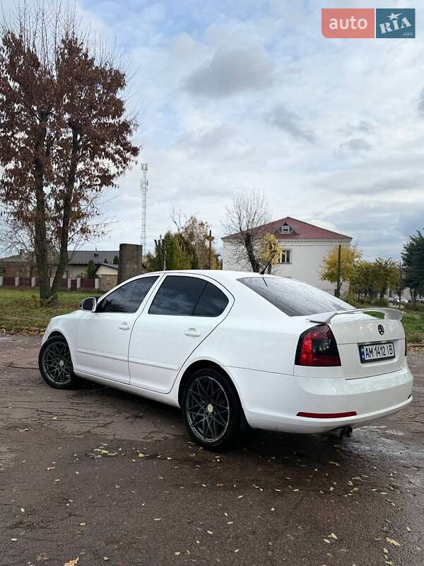 Ліфтбек Skoda Octavia 2011 в Коростені