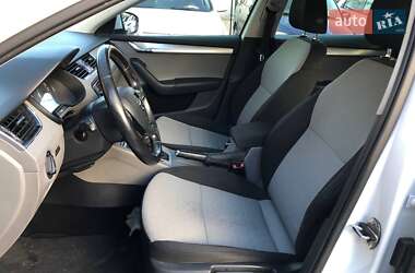 Універсал Skoda Octavia 2014 в  фото 17 Універсал Skoda Octavia 2014 в