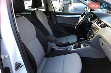 Універсал Skoda Octavia 2014 в  фото 20 Універсал Skoda Octavia 2014 в
