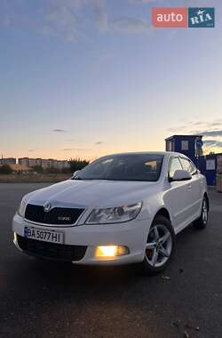 Лифтбек Skoda Octavia 2012 в Кропивницком