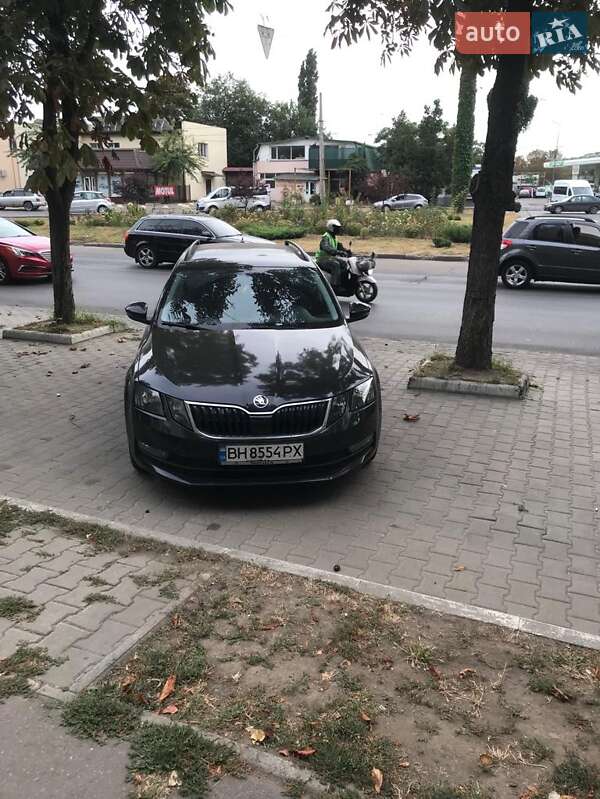 Универсал Skoda Octavia 2019 в Николаеве