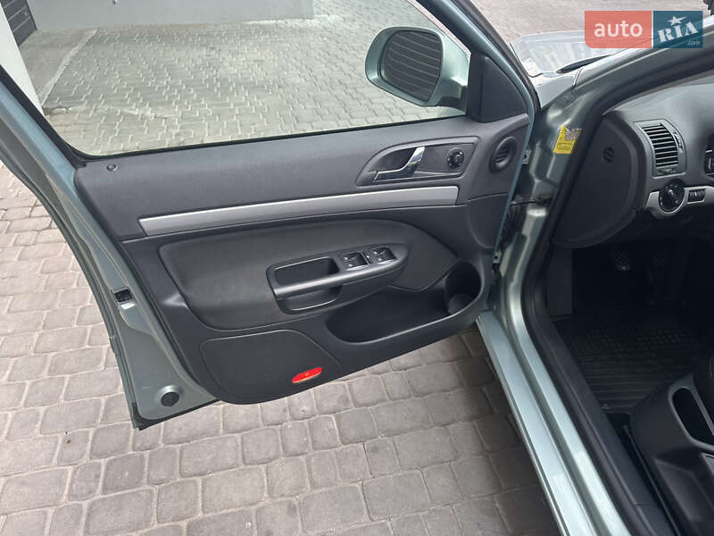 Лифтбек Skoda Octavia 2010 в Днепре фото 9 Лифтбек Skoda Octavia 2010 в Днепре