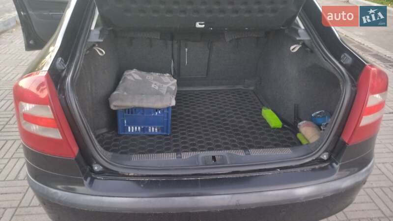 Лифтбек Skoda Octavia 2006 в Жидачове