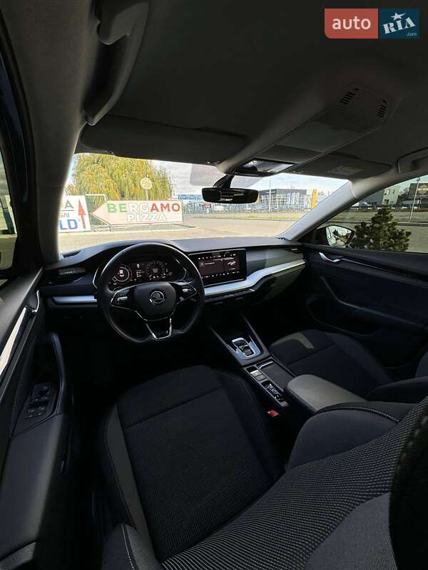 Лифтбек Skoda Octavia 2024 в Днепре