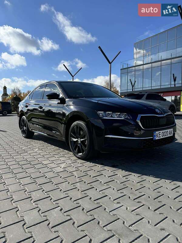 Лифтбек Skoda Octavia 2024 в Днепре