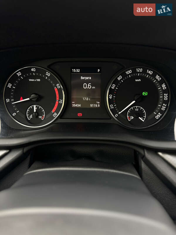 Ліфтбек Skoda Octavia 2023 в Львові