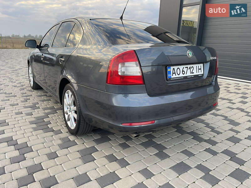 Лифтбек Skoda Octavia 2009 в Мукачево