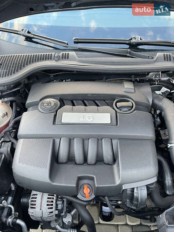 Лифтбек Skoda Octavia 2009 в Мукачево