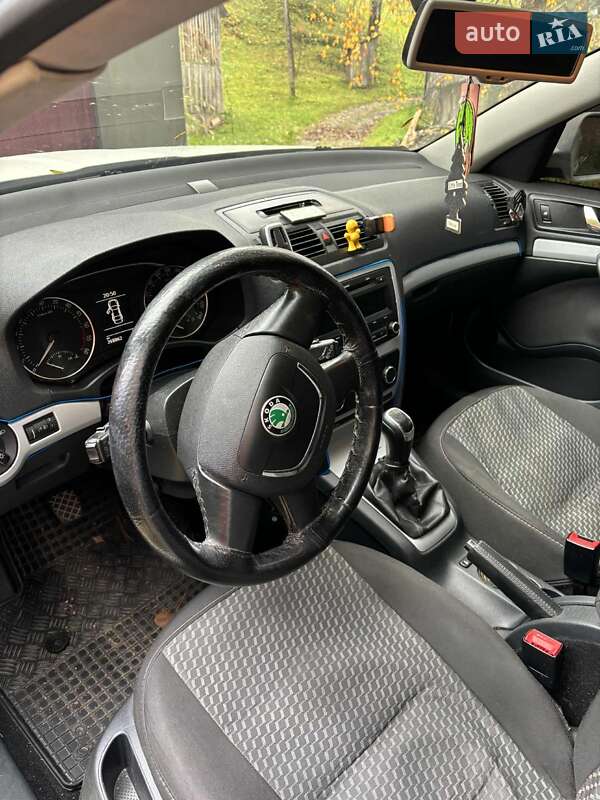 Универсал Skoda Octavia 2011 в Ужгороде