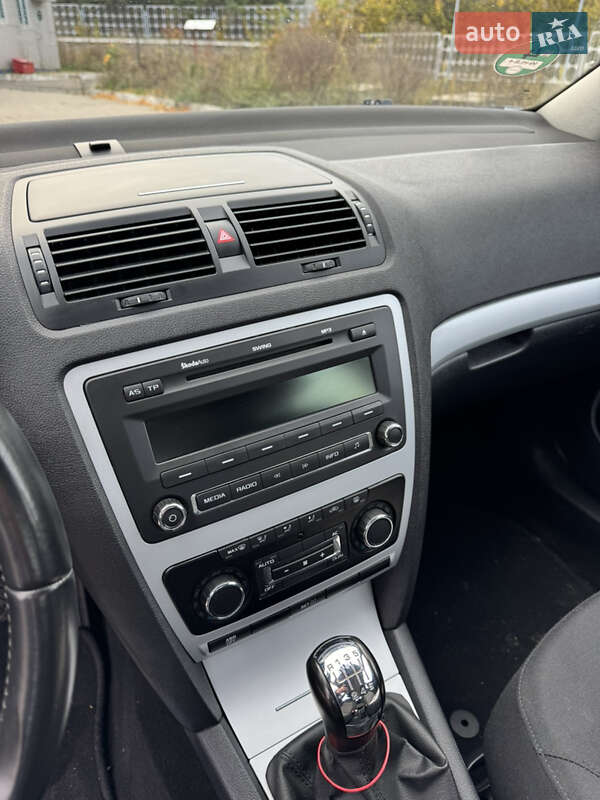 Универсал Skoda Octavia 2009 в Великой Багачке фото 23 Универсал Skoda Octavia 2009 в Великой Багачке