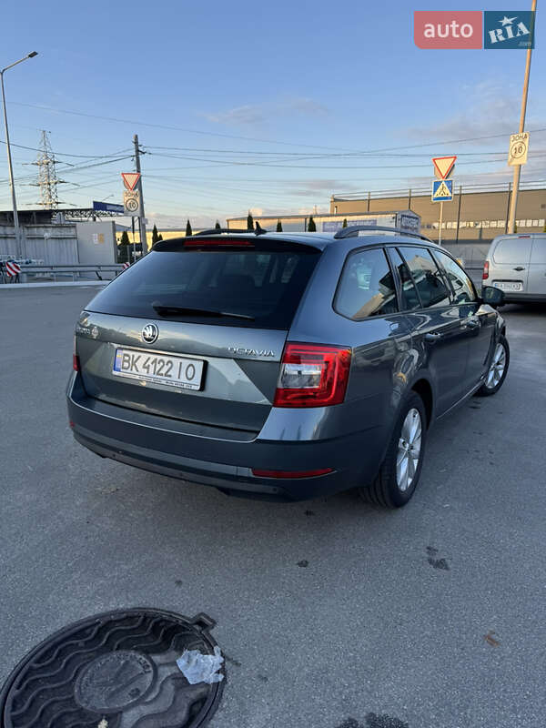 Универсал Skoda Octavia 2018 в Софиевской Борщаговке
