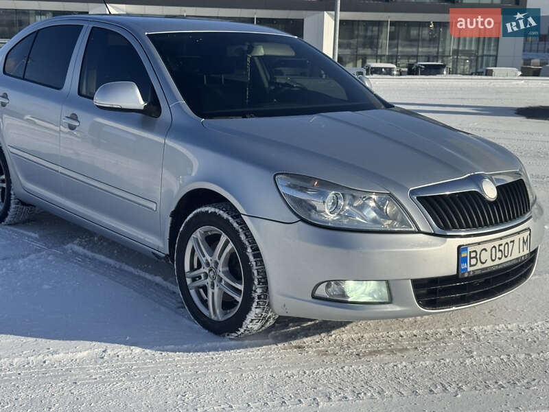 Лифтбек Skoda Octavia 2010 в Жидачове фото 3 Лифтбек Skoda Octavia 2010 в Жидачове
