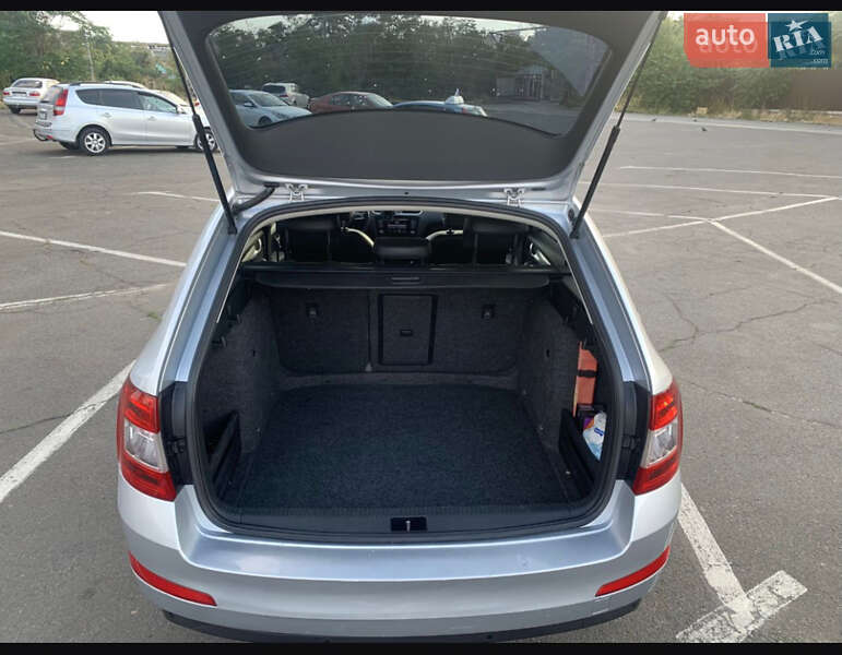 Універсал Skoda Octavia 2014 в Одесі