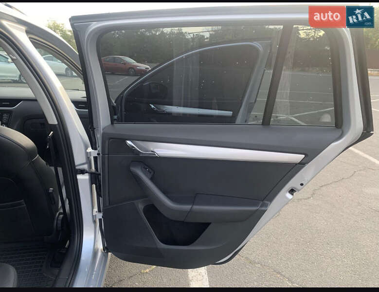 Універсал Skoda Octavia 2014 в Одесі