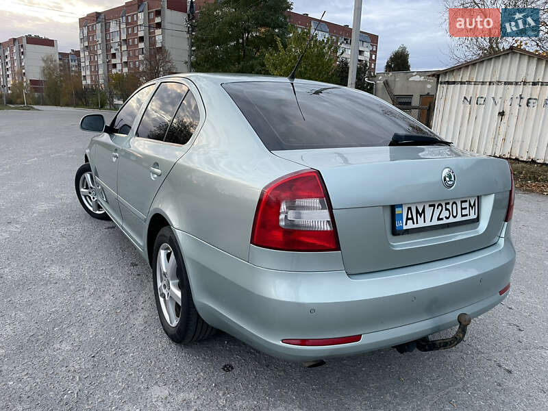 Лифтбек Skoda Octavia 2010 в Звягеле