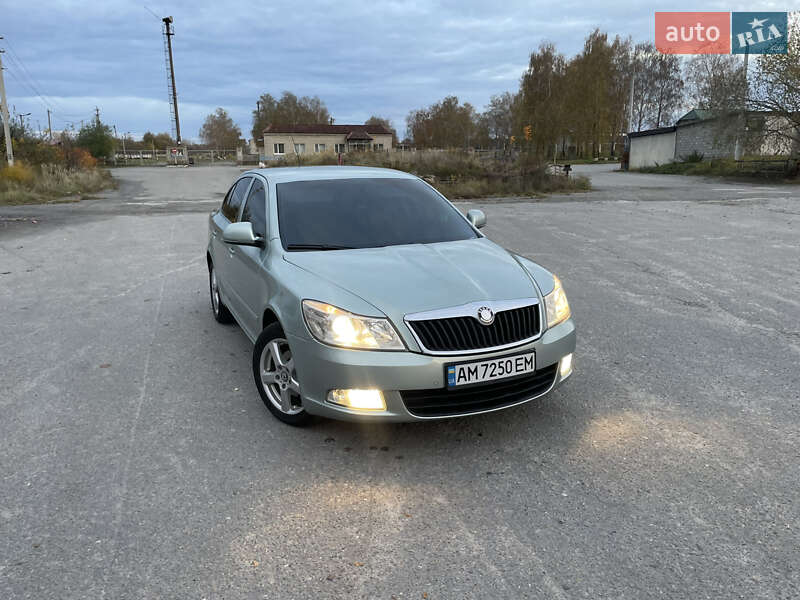 Лифтбек Skoda Octavia 2010 в Звягеле