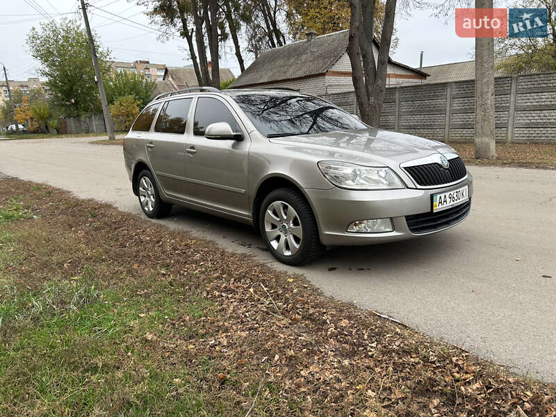 Универсал Skoda Octavia 2011 в Полтаве фото 10 Универсал Skoda Octavia 2011 в Полтаве