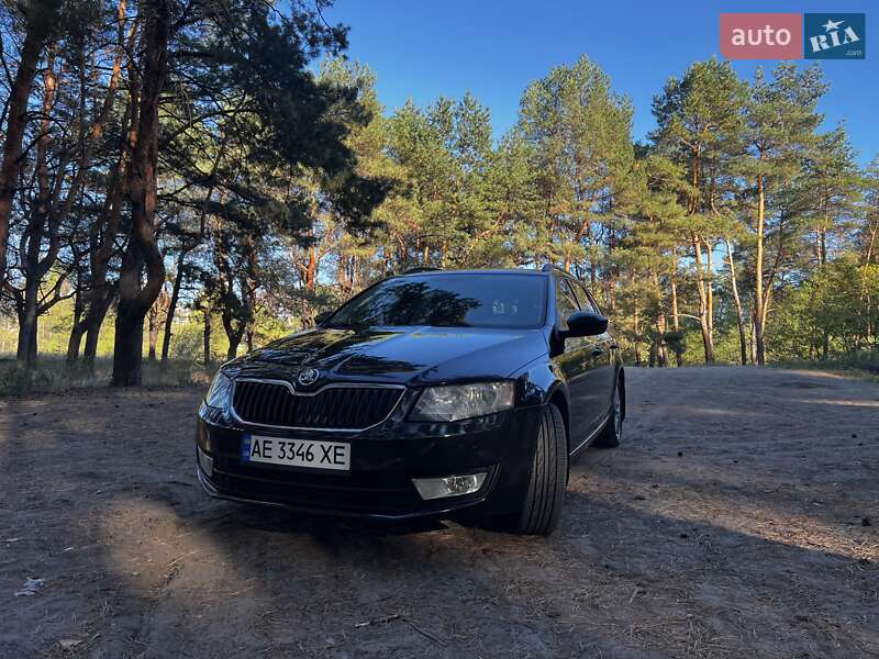 Універсал Skoda Octavia 2014 в Кам'янському фото Універсал Skoda Octavia 2014 в Кам'янському