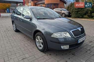 Універсал Skoda Octavia 2006 в  фото 44 Універсал Skoda Octavia 2006 в