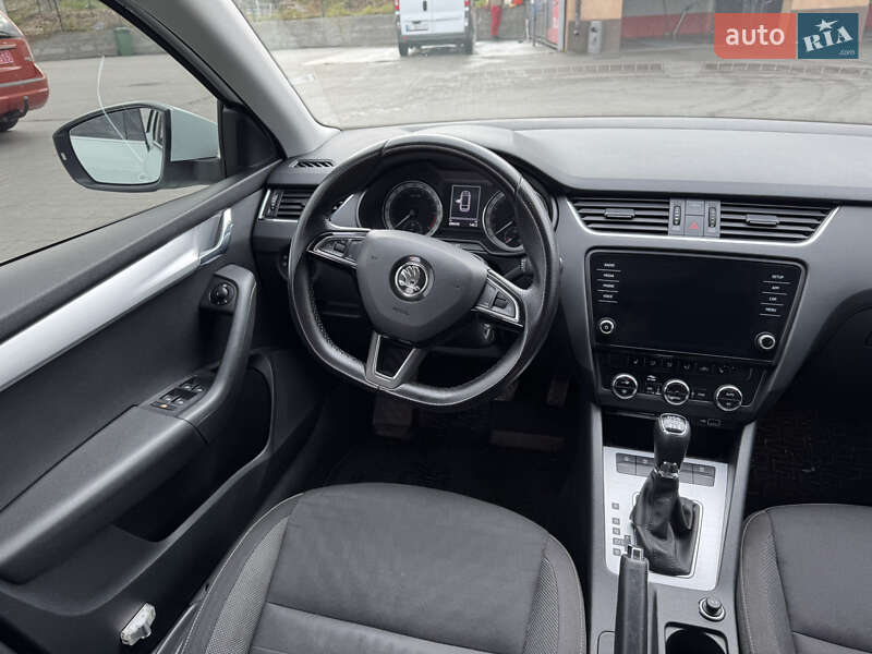 Универсал Skoda Octavia 2018 в Буче