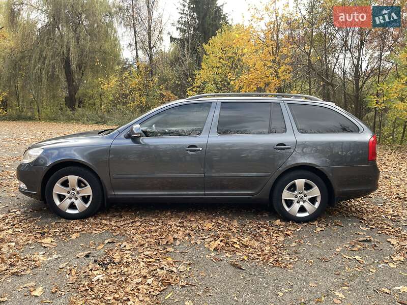 Універсал Skoda Octavia 2009 в Калуші