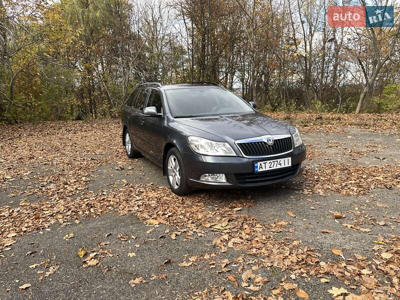 Універсал Skoda Octavia 2009 в Калуші