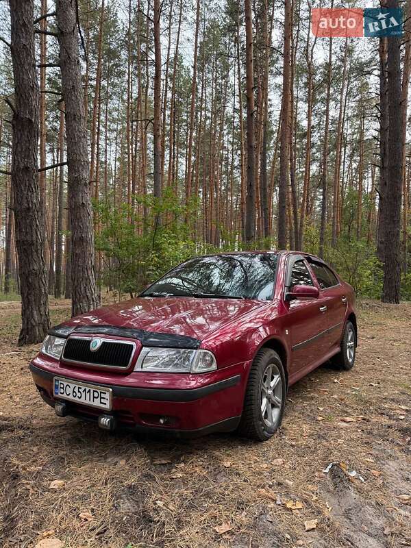 Лифтбек Skoda Octavia 1998 в Полтаве