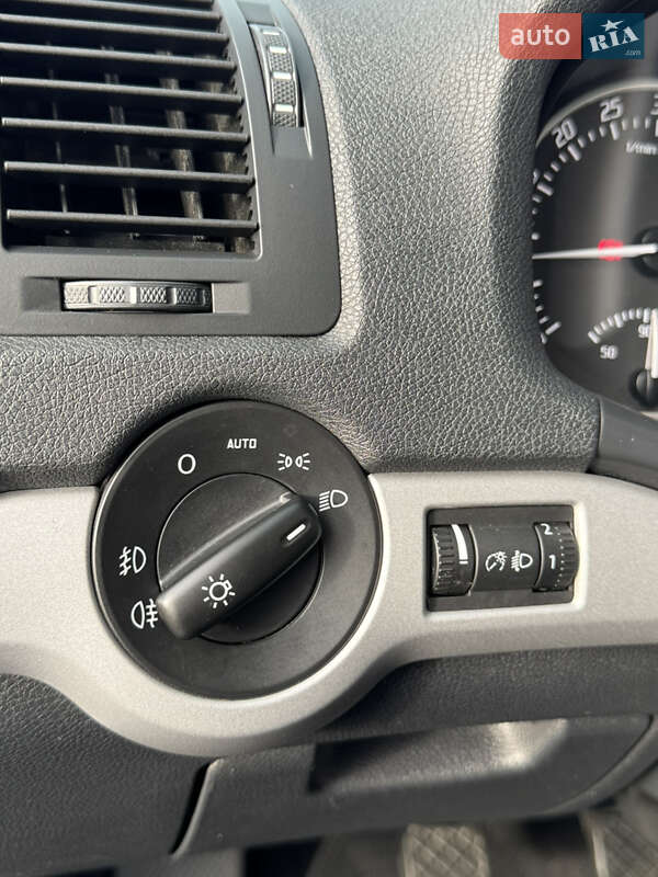 Универсал Skoda Octavia 2012 в Ровно