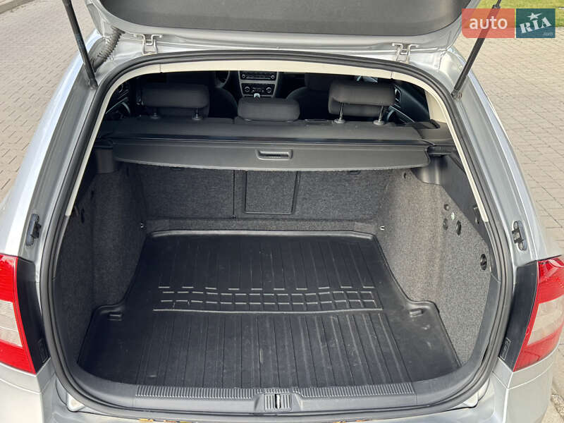 Универсал Skoda Octavia 2012 в Ровно