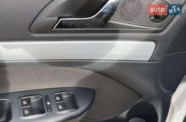 Универсал Skoda Octavia 2012 в 