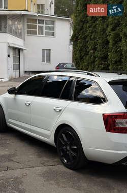 Універсал Skoda Octavia 2015 в  фото 12 Універсал Skoda Octavia 2015 в