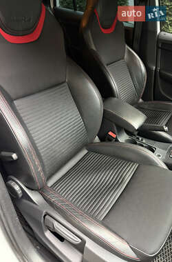 Універсал Skoda Octavia 2015 в  фото 34 Універсал Skoda Octavia 2015 в