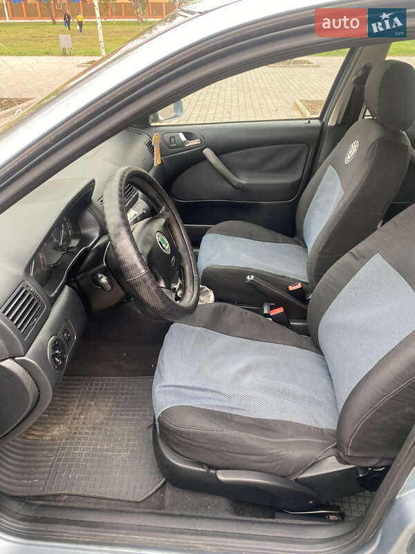 Лифтбек Skoda Octavia 2005 в Измаиле фото 5 Лифтбек Skoda Octavia 2005 в Измаиле