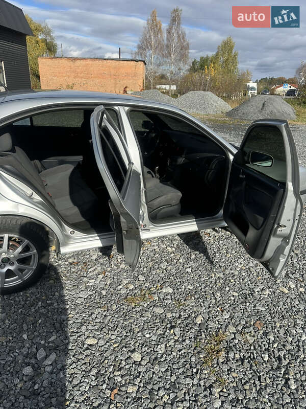 Лифтбек Skoda Octavia 2007 в Шепетовке