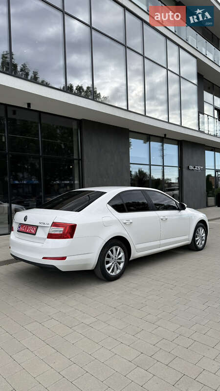 Лифтбек Skoda Octavia 2014 в Ужгороде