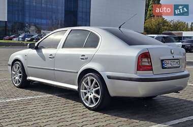 Лифтбек Skoda Octavia 2002 в Одессе