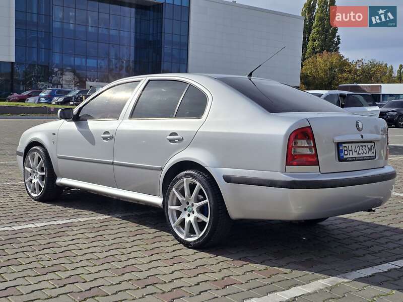 Лифтбек Skoda Octavia 2002 в Одессе фото Лифтбек Skoda Octavia 2002 в Одессе