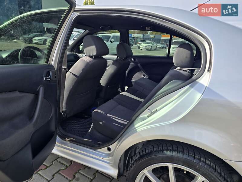 Лифтбек Skoda Octavia 2002 в Одессе фото 38 Лифтбек Skoda Octavia 2002 в Одессе