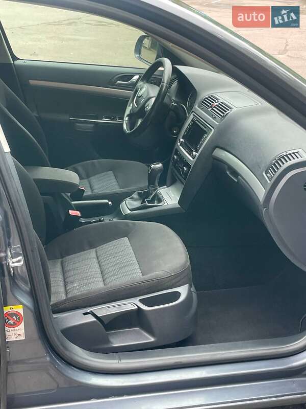 Универсал Skoda Octavia 2011 в Львове фото 12 Универсал Skoda Octavia 2011 в Львове